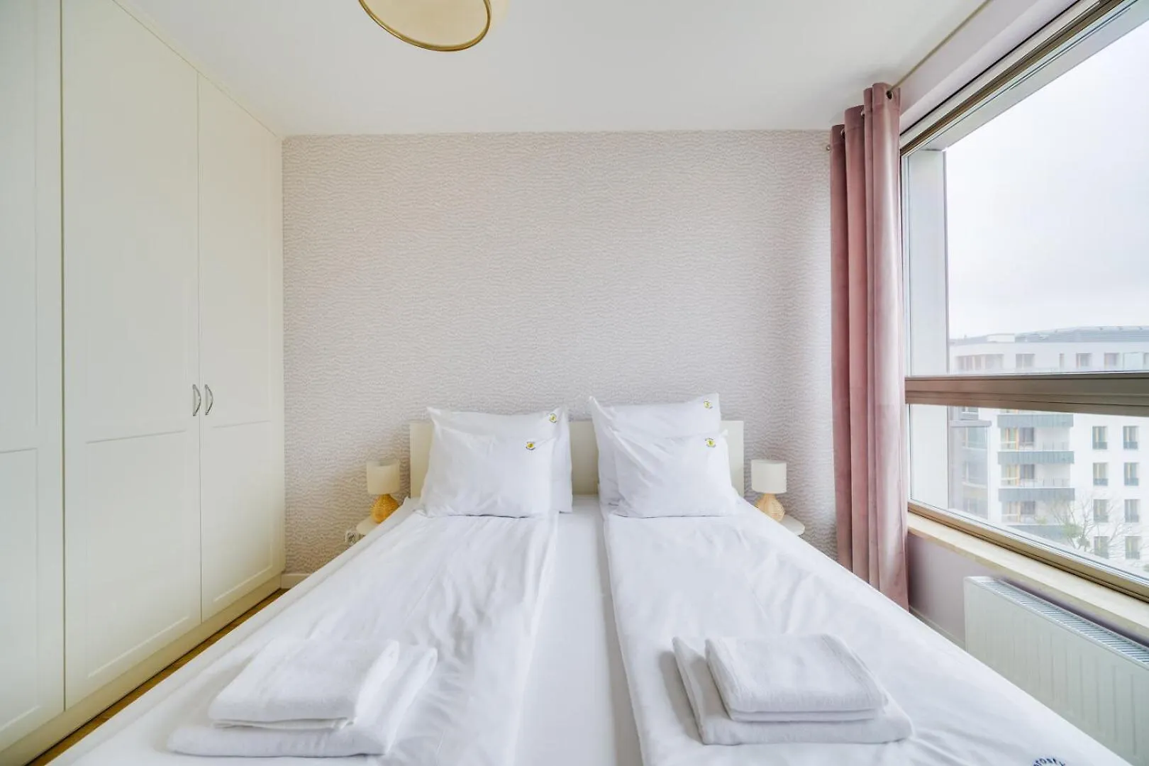 Apartment Prostywynajem Apartament Garrison Skyline Parking Gdansk